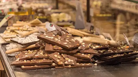 Chocolate bark on display